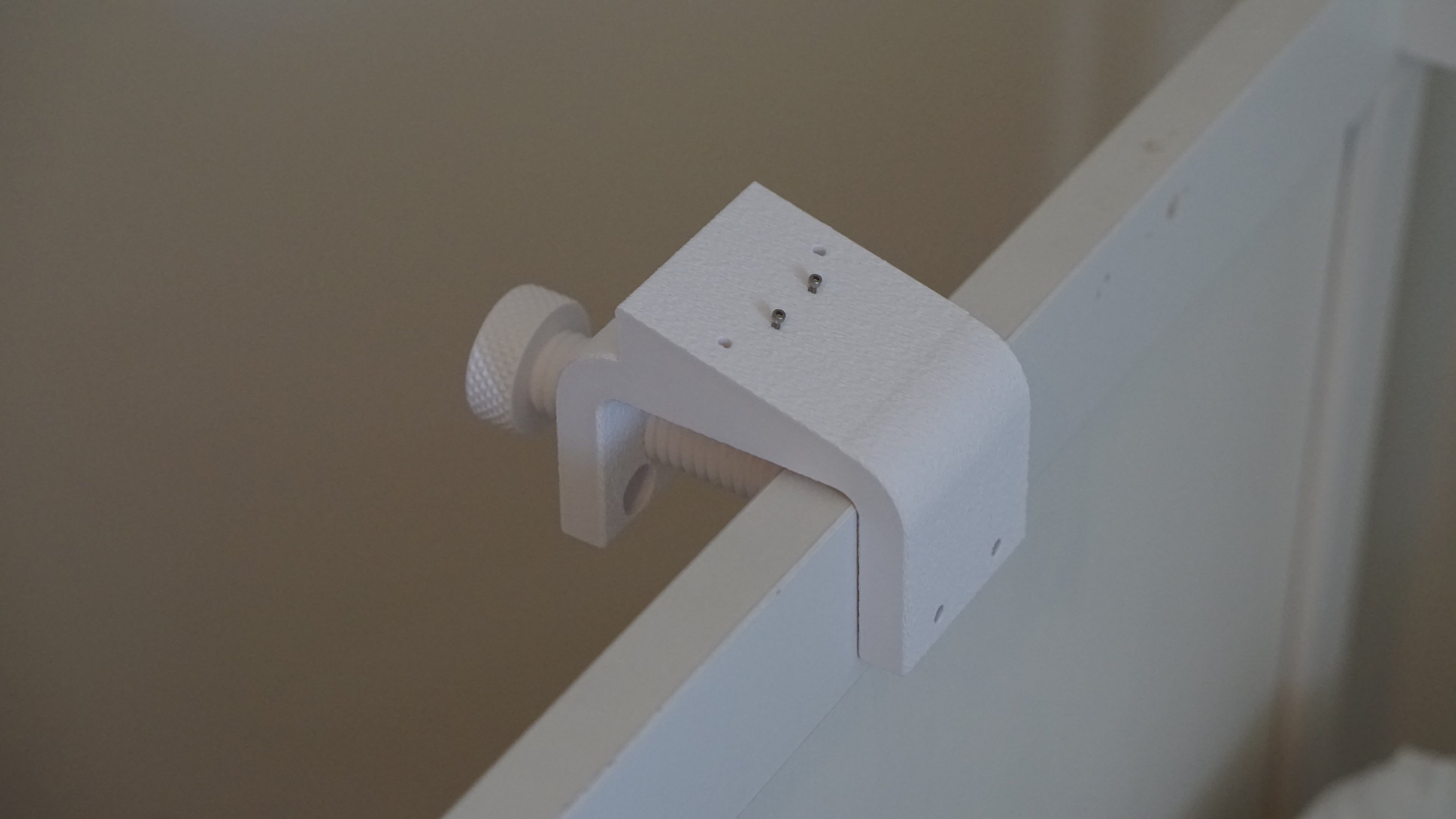 Alecto Babyfoon Houder voor Ledikant (DVM-2050 / DVM-2043 / DVM-75) - Zonder Boren