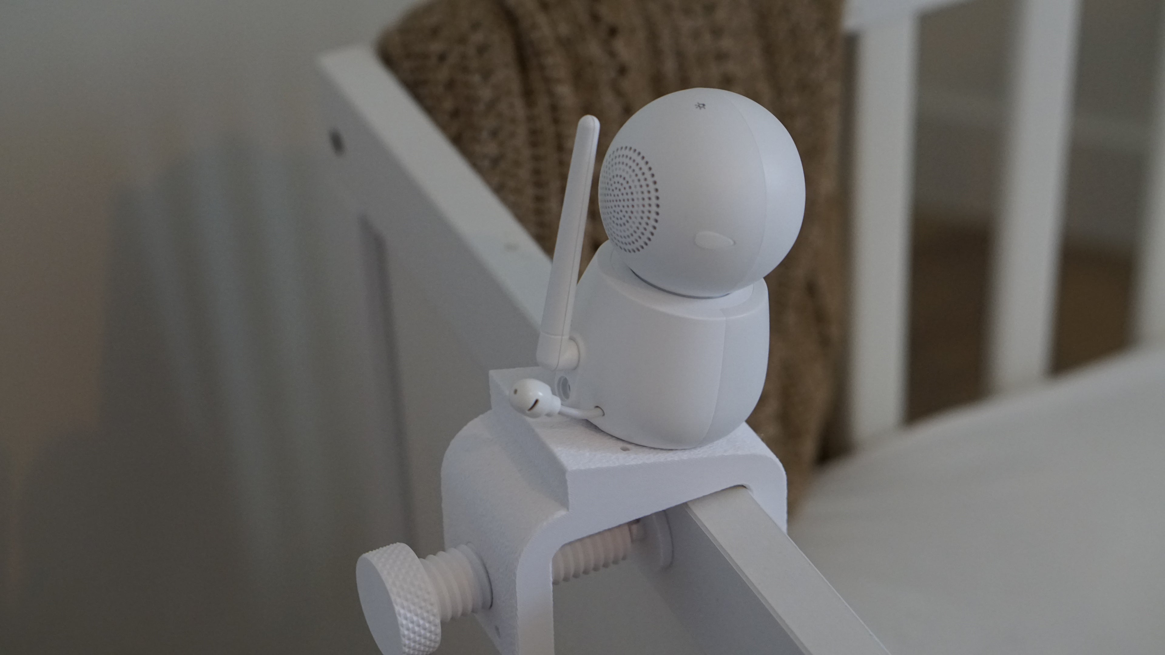 Alecto Babyfoon Houder voor Ledikant (DVM-2050 / DVM-2043 / DVM-75) - Zonder Boren